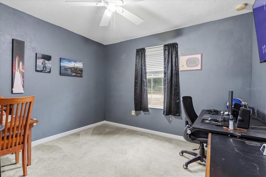 For Sale: $276,900 (3 beds, 2 baths, 1236 Square Feet)