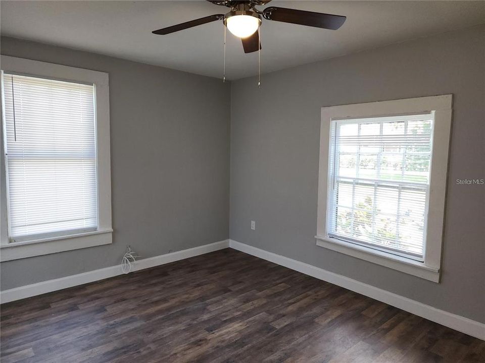 For Sale: $459,000 (6 beds, 0 baths, 3020 Square Feet)