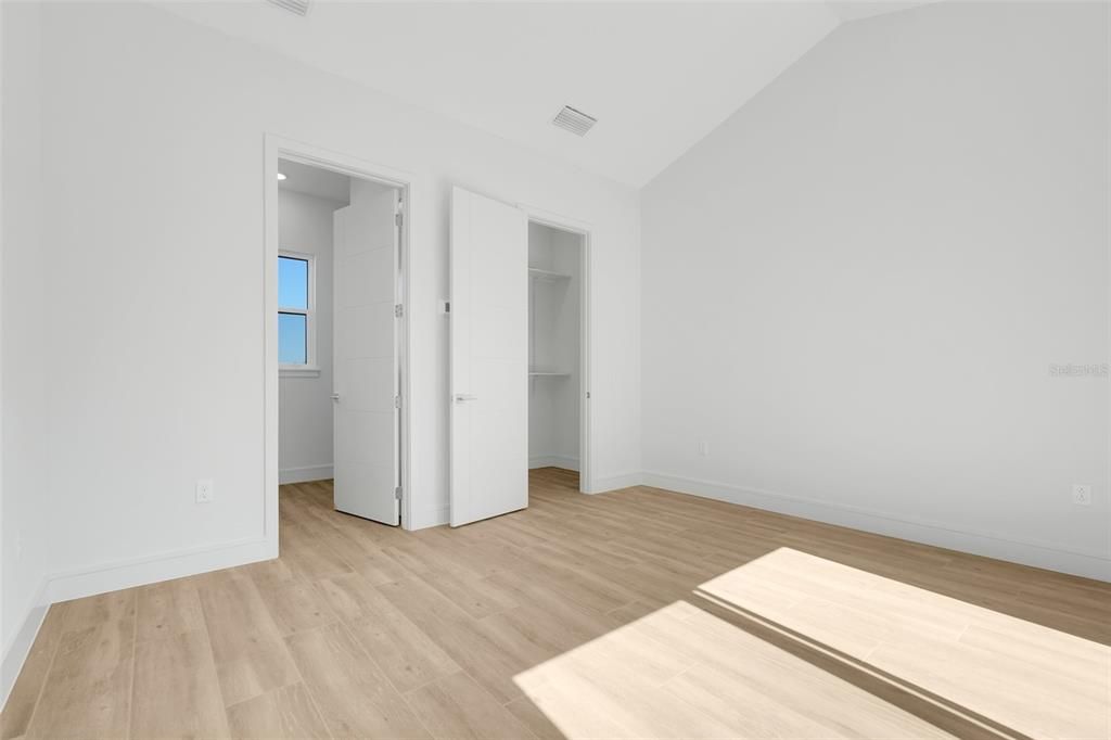 En Venta: $1,100,000 (4 camas, 3 baños, 3186 Pies cuadrados)