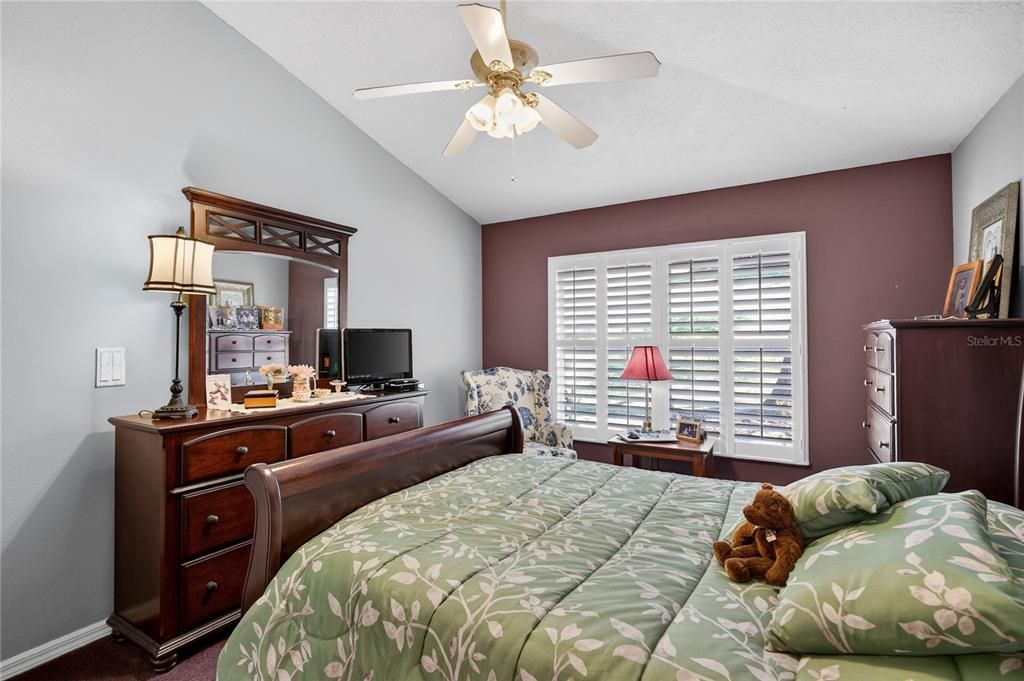 Active With Contract: $285,000 (2 beds, 2 baths, 1344 Square Feet)
