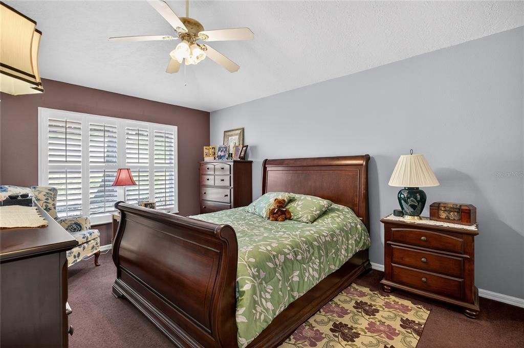 Active With Contract: $285,000 (2 beds, 2 baths, 1344 Square Feet)