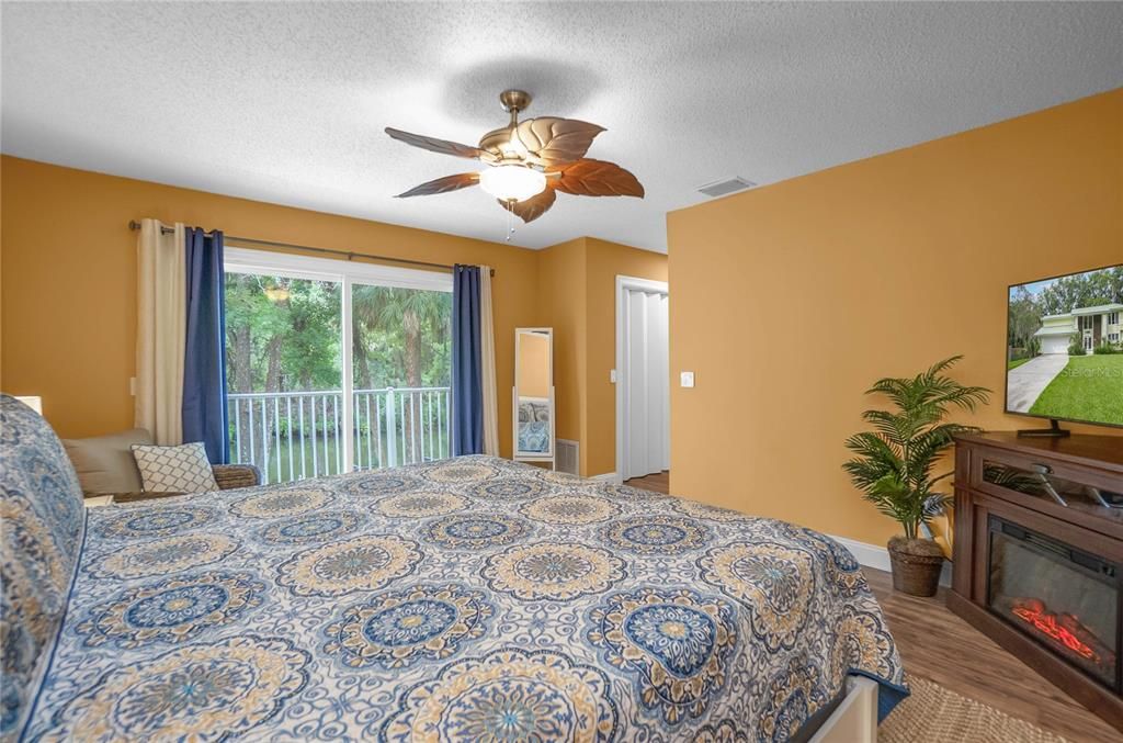 For Rent: $4,400 (3 beds, 2 baths, 1540 Square Feet)