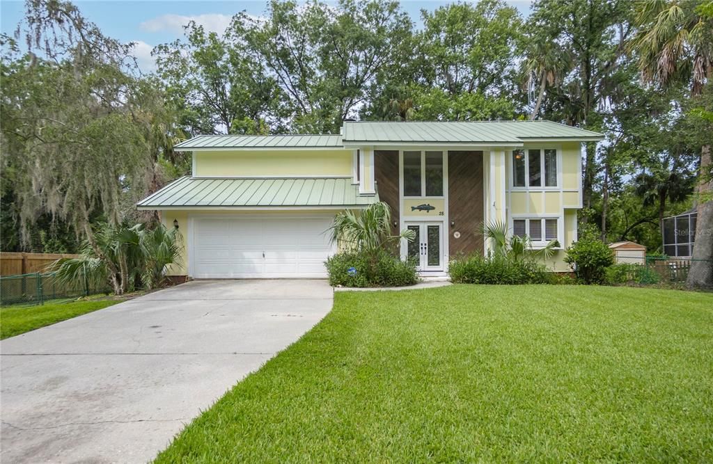 For Rent: $4,400 (3 beds, 2 baths, 1540 Square Feet)