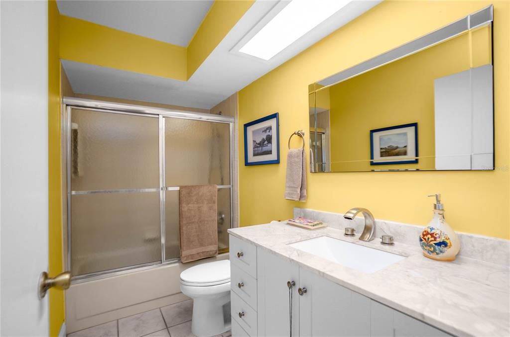For Rent: $4,400 (3 beds, 2 baths, 1540 Square Feet)
