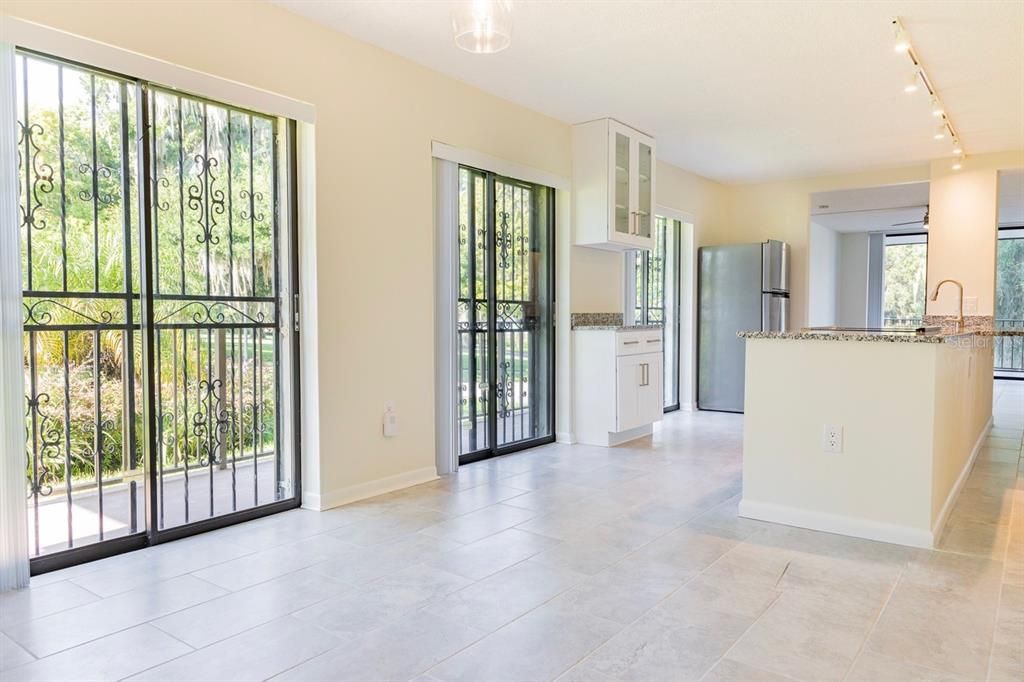 На продажу: $179,000 (2 спален, 2 ванн, 1152 Квадратных фут)