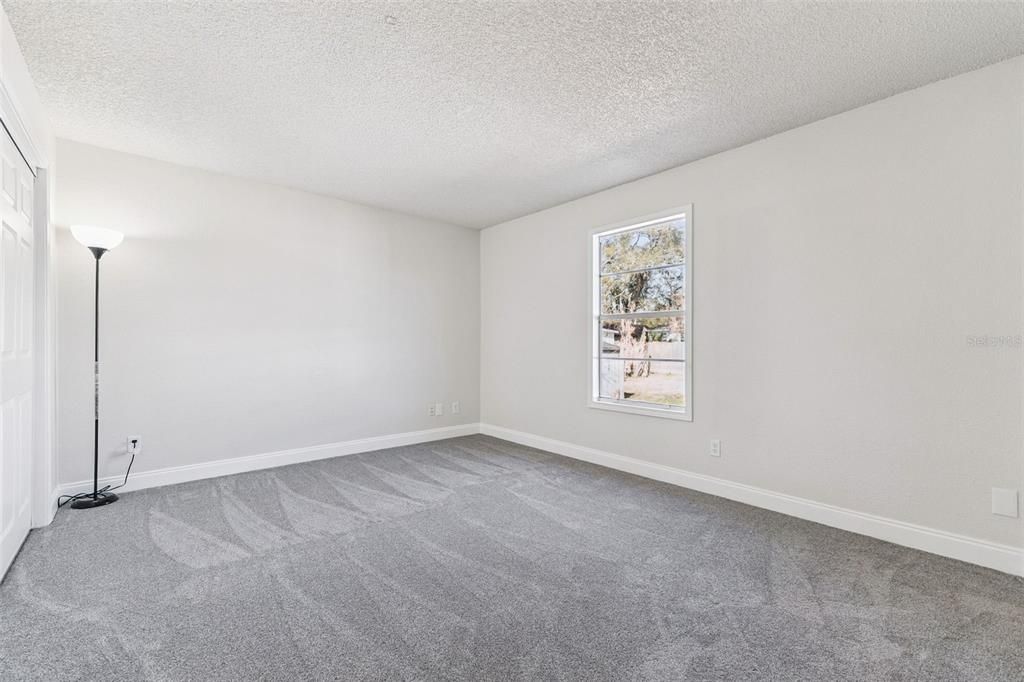 Activo con contrato: $208,000 (3 camas, 2 baños, 1104 Pies cuadrados)