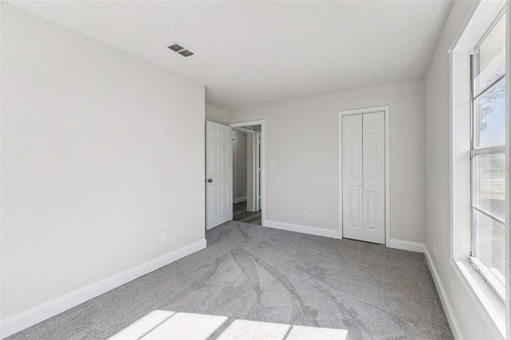 Activo con contrato: $208,000 (3 camas, 2 baños, 1104 Pies cuadrados)