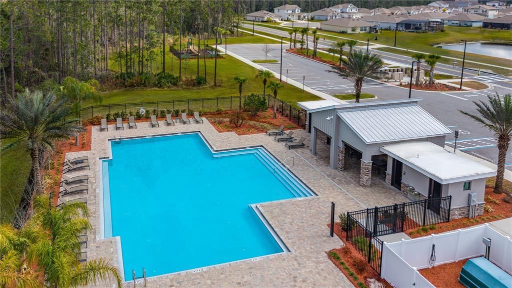 For Sale: $380,000 (5 beds, 2 baths, 2479 Square Feet)