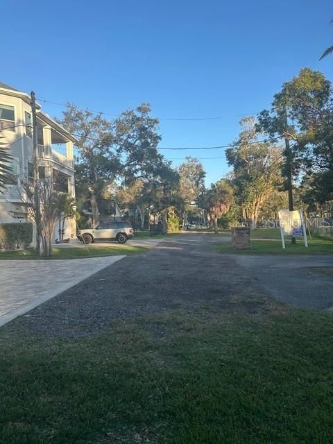 For Sale: $354,900 (0.14 acres)