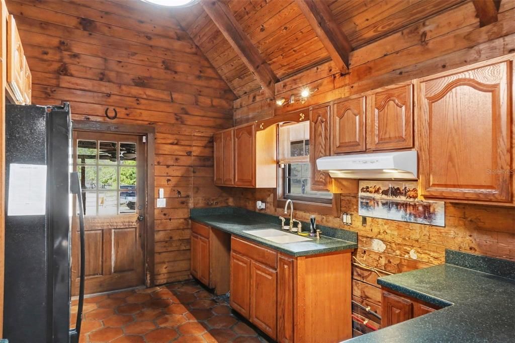 For Sale: $569,000 (5 beds, 2 baths, 2317 Square Feet)