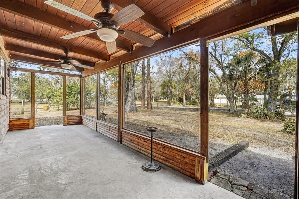 For Sale: $569,000 (5 beds, 2 baths, 2317 Square Feet)