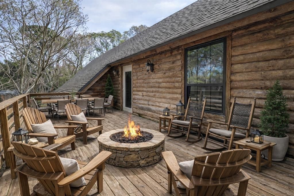 For Sale: $569,000 (5 beds, 2 baths, 2317 Square Feet)