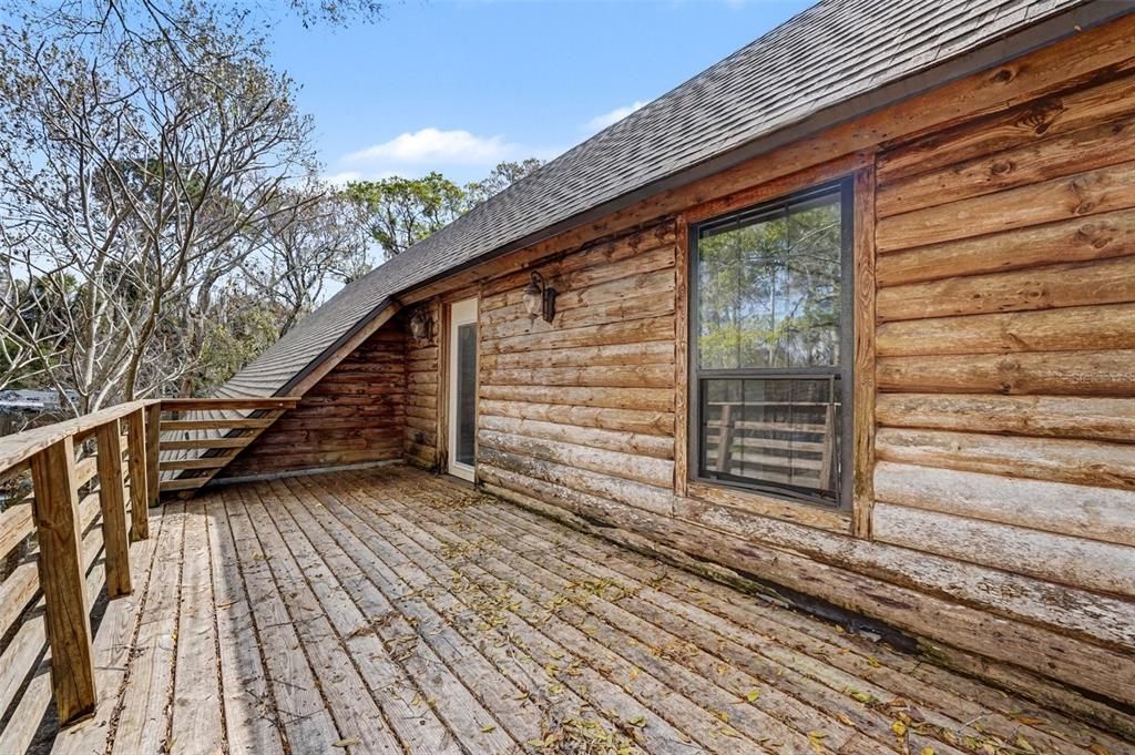 For Sale: $569,000 (5 beds, 2 baths, 2317 Square Feet)