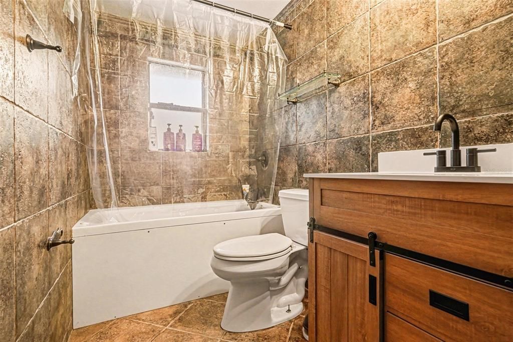 For Sale: $569,000 (5 beds, 2 baths, 2317 Square Feet)