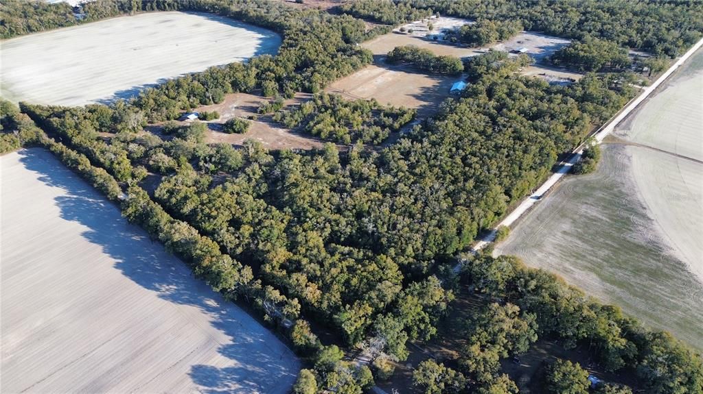 待售: $249,900 (16.34 acres)