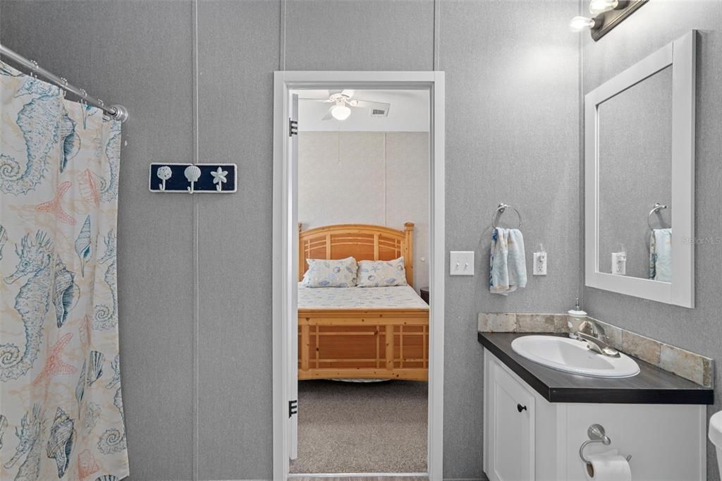 En Venta: $295,000 (5 camas, 3 baños, 2160 Pies cuadrados)