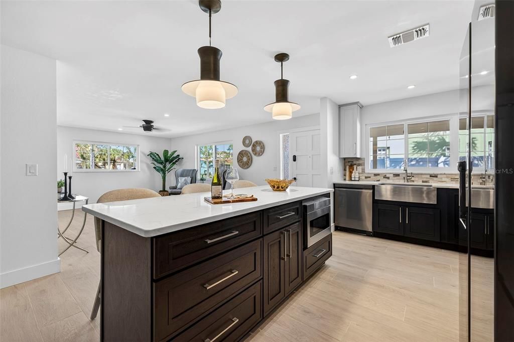 For Sale: $675,000 (3 beds, 2 baths, 2278 Square Feet)