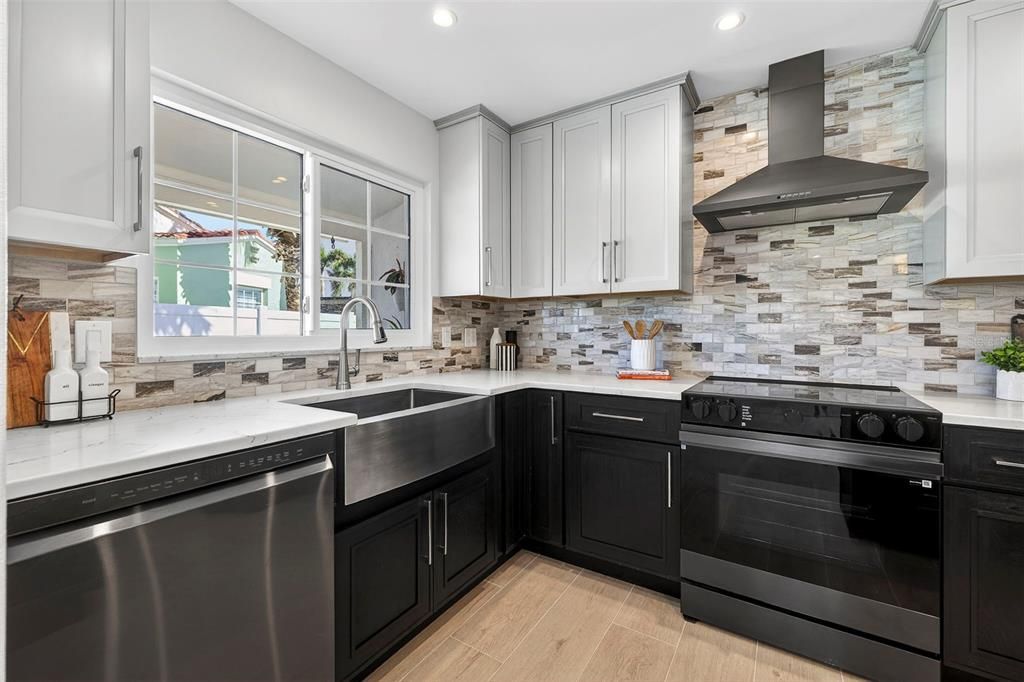 For Sale: $675,000 (3 beds, 2 baths, 2278 Square Feet)