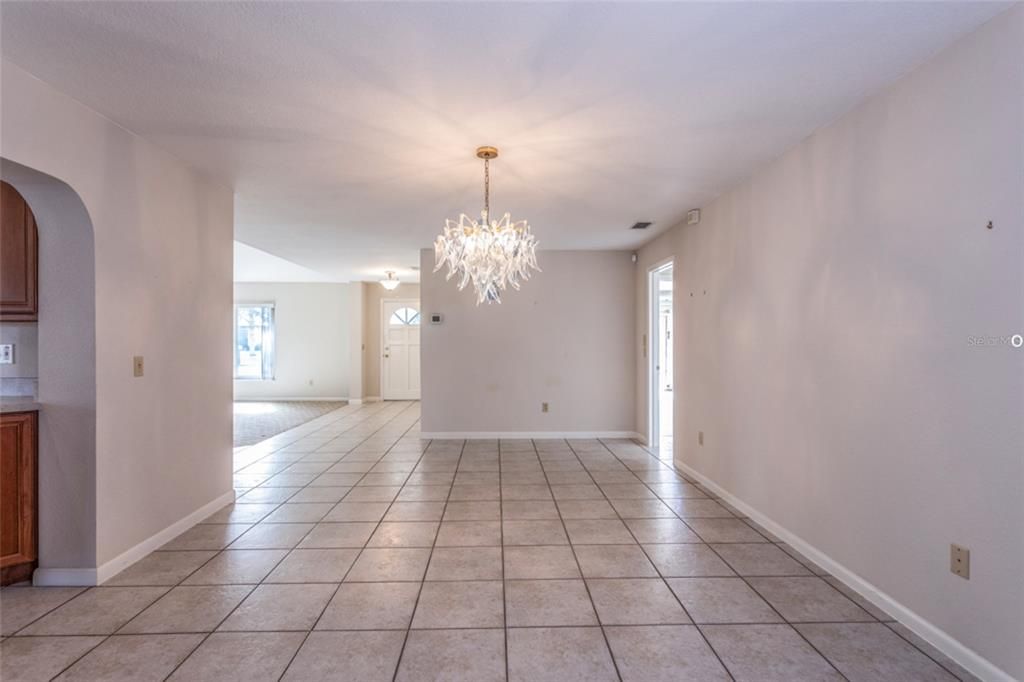 Active With Contract: $569,000 (3 beds, 2 baths, 2629 Square Feet)