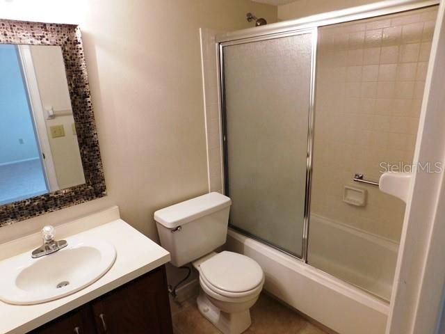 出租: $1,900 (2 贝兹, 2 浴室, 1064 平方英尺)