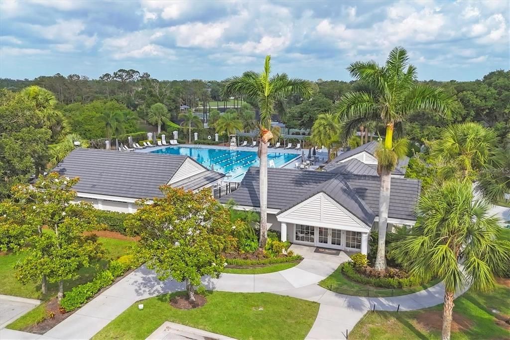 For Sale: $2,695,000 (5 beds, 6 baths, 7639 Square Feet)