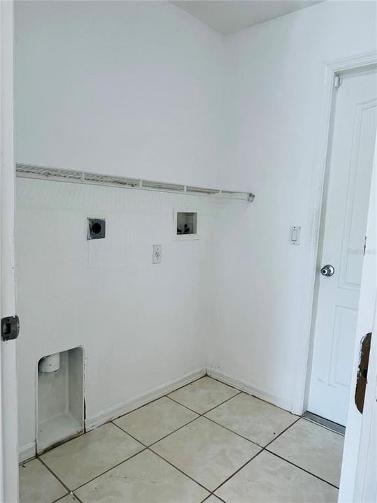 На продажу: $259,900 (3 спален, 2 ванн, 1462 Квадратных фут)