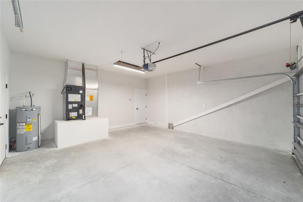 В аренду: $2,350 (4 спален, 2 ванн, 1571 Квадратных фут)