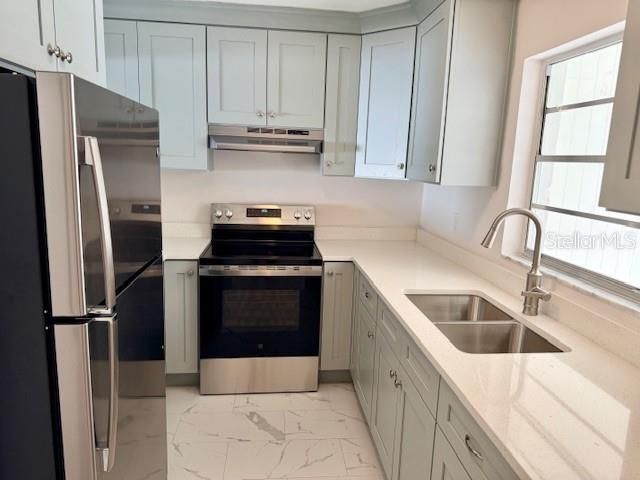 For Rent: $3,600 (2 beds, 2 baths, 1015 Square Feet)
