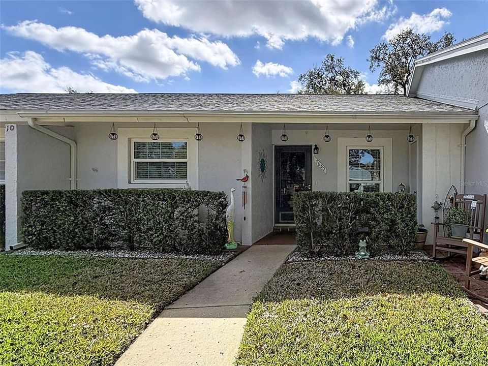 For Sale: $146,900 (2 beds, 2 baths, 1125 Square Feet)