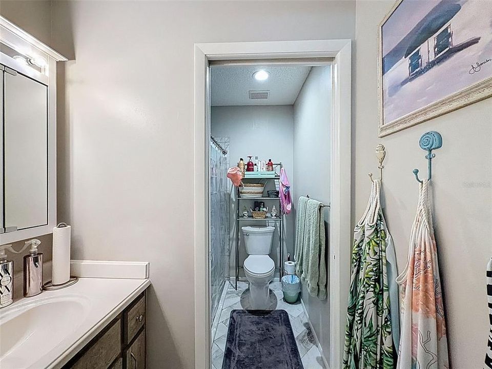 For Sale: $146,900 (2 beds, 2 baths, 1125 Square Feet)