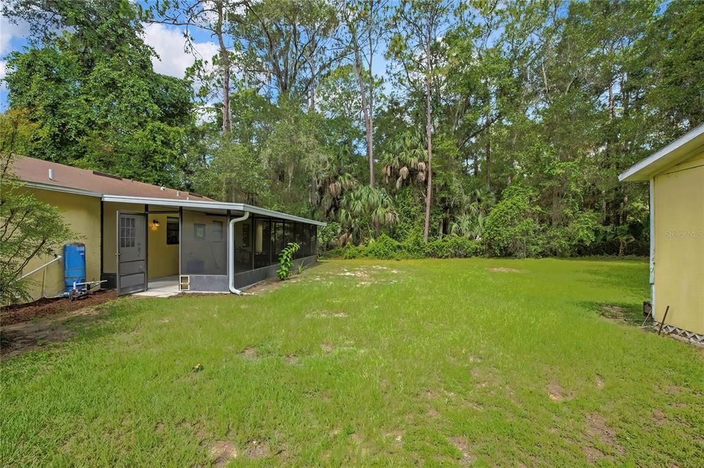 For Sale: $214,500 (2 beds, 2 baths, 936 Square Feet)