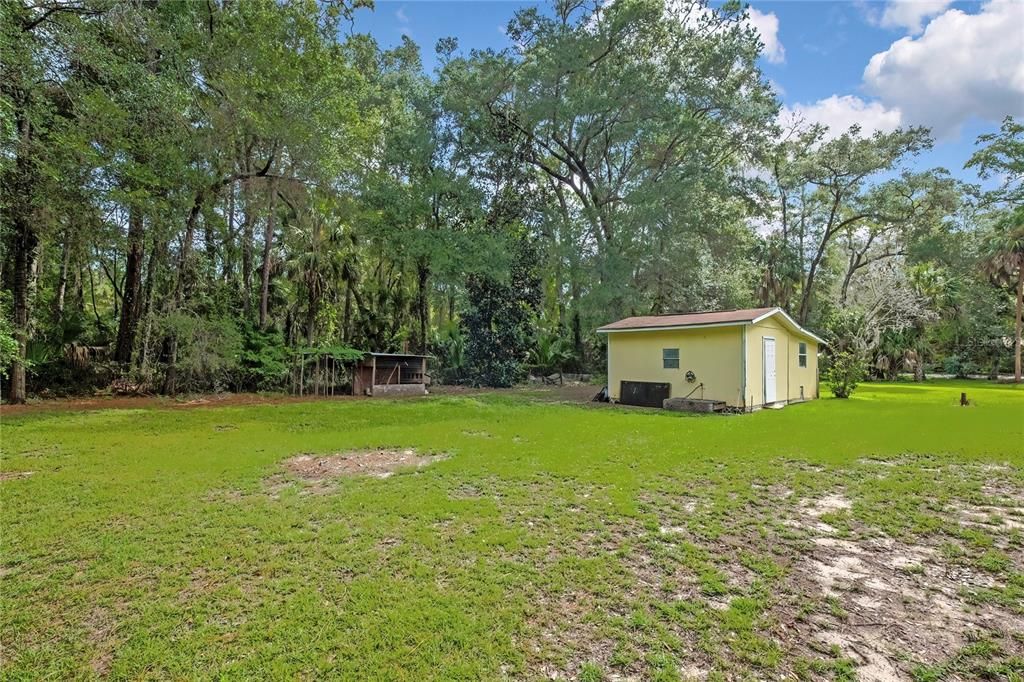 For Sale: $214,500 (2 beds, 2 baths, 936 Square Feet)