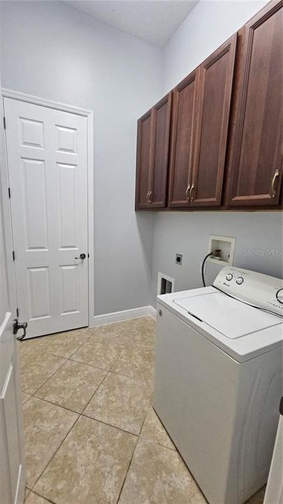 В аренду: $2,900 (5 спален, 3 ванн, 3547 Квадратных фут)