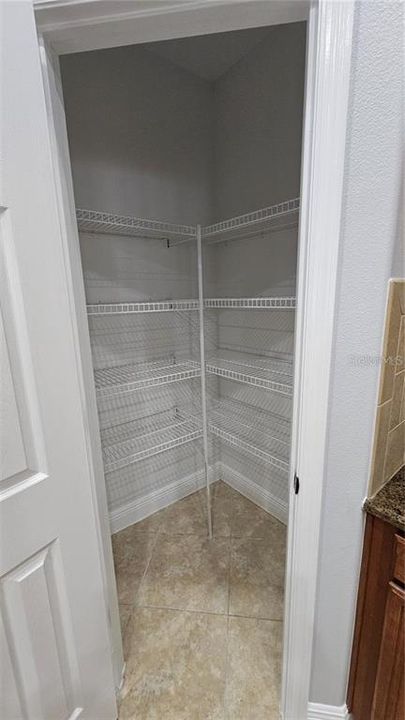 В аренду: $2,900 (5 спален, 3 ванн, 3547 Квадратных фут)