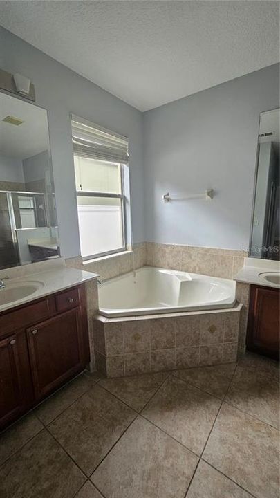 В аренду: $2,900 (5 спален, 3 ванн, 3547 Квадратных фут)