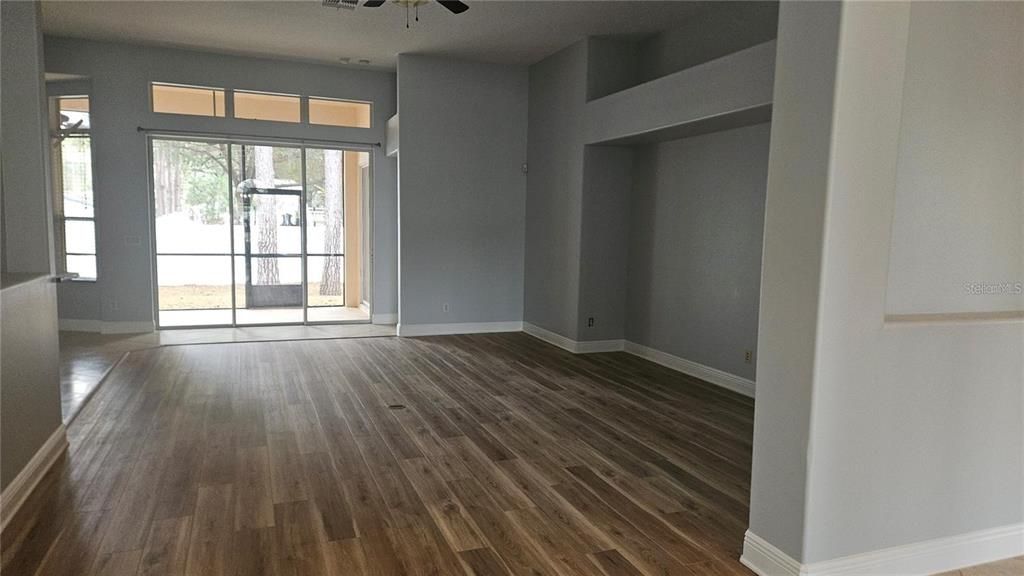 В аренду: $2,900 (5 спален, 3 ванн, 3547 Квадратных фут)