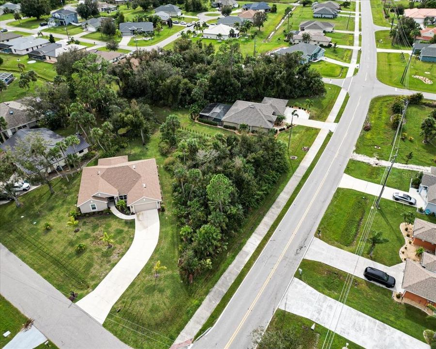 待售: $40,000 (0.23 acres)