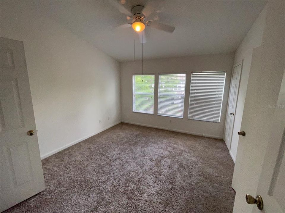 For Sale: $240,000 (2 beds, 2 baths, 1152 Square Feet)