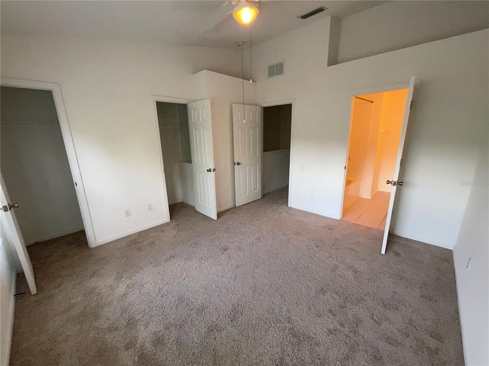 For Sale: $240,000 (2 beds, 2 baths, 1152 Square Feet)