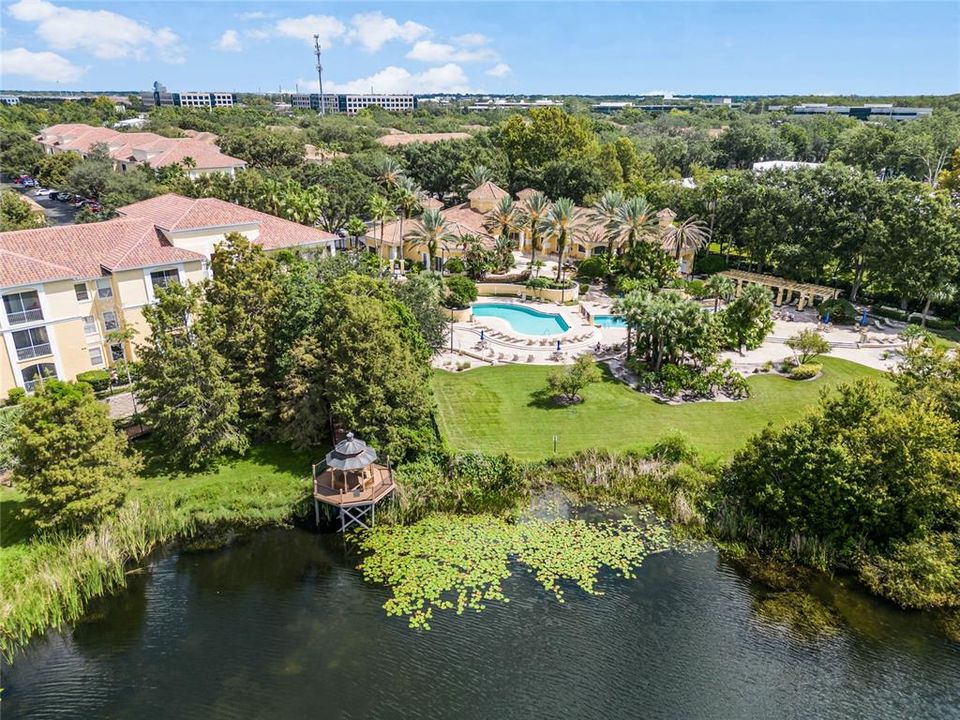 Activo con contrato: $225,000 (2 camas, 2 baños, 1280 Pies cuadrados)