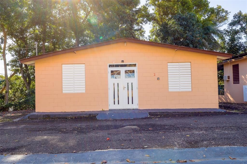 For Sale: $1,600,000 (23 beds, 4 baths, 11501 Square Feet)