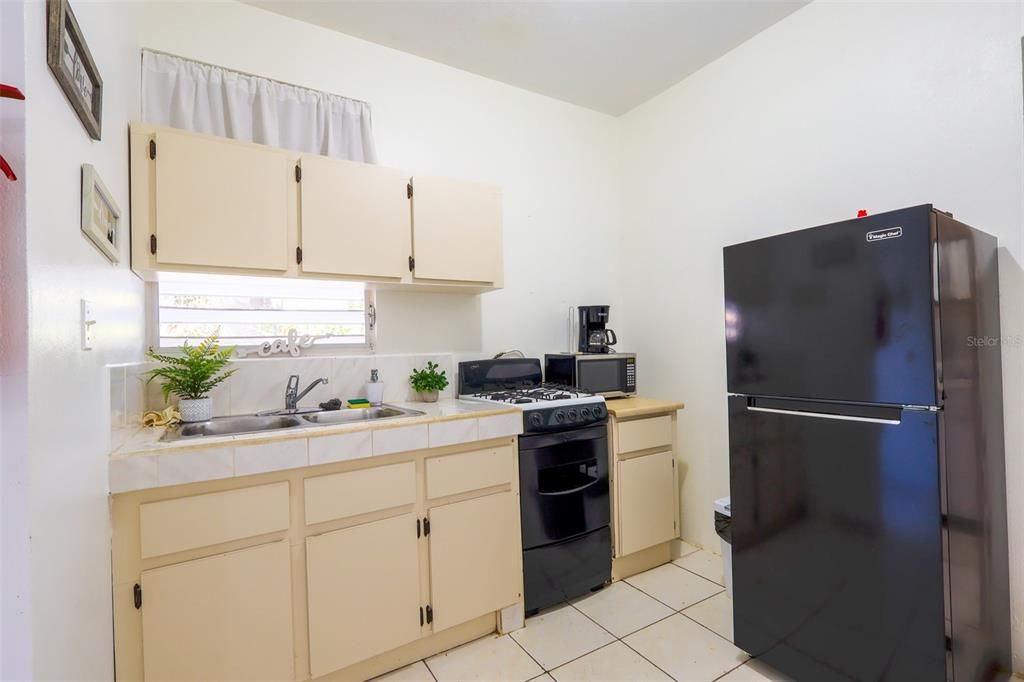 For Sale: $1,600,000 (23 beds, 4 baths, 11501 Square Feet)