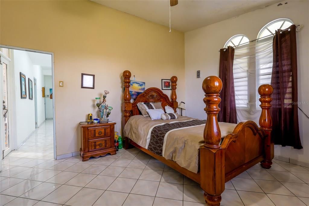 For Sale: $1,600,000 (23 beds, 4 baths, 11501 Square Feet)