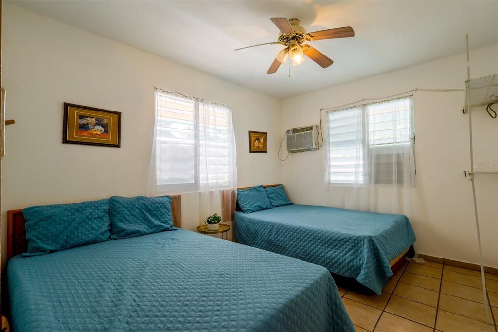 For Sale: $1,600,000 (23 beds, 4 baths, 11501 Square Feet)