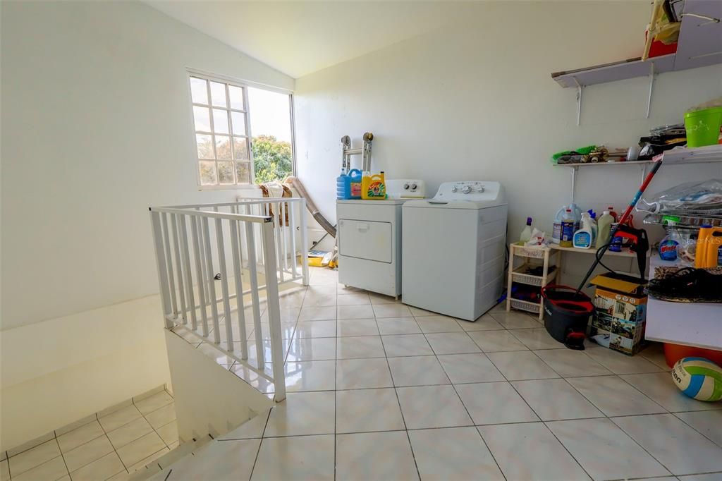 For Sale: $1,600,000 (23 beds, 4 baths, 11501 Square Feet)