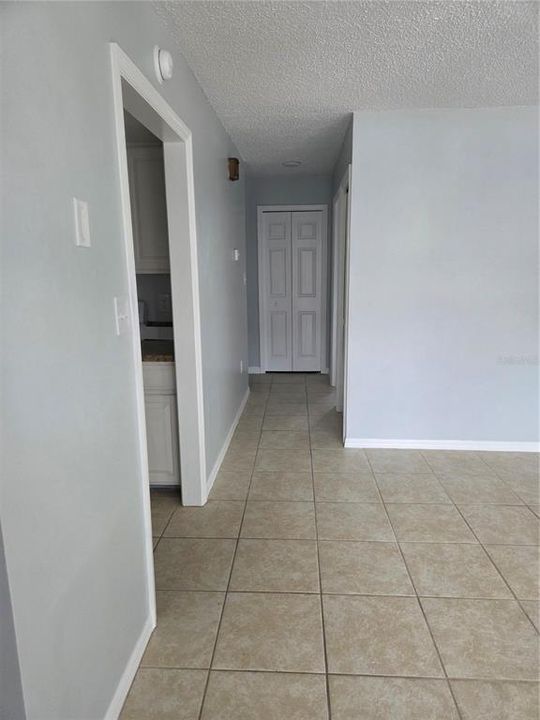 В аренду: $1,450 (2 спален, 1 ванн, 1000 Квадратных фут)