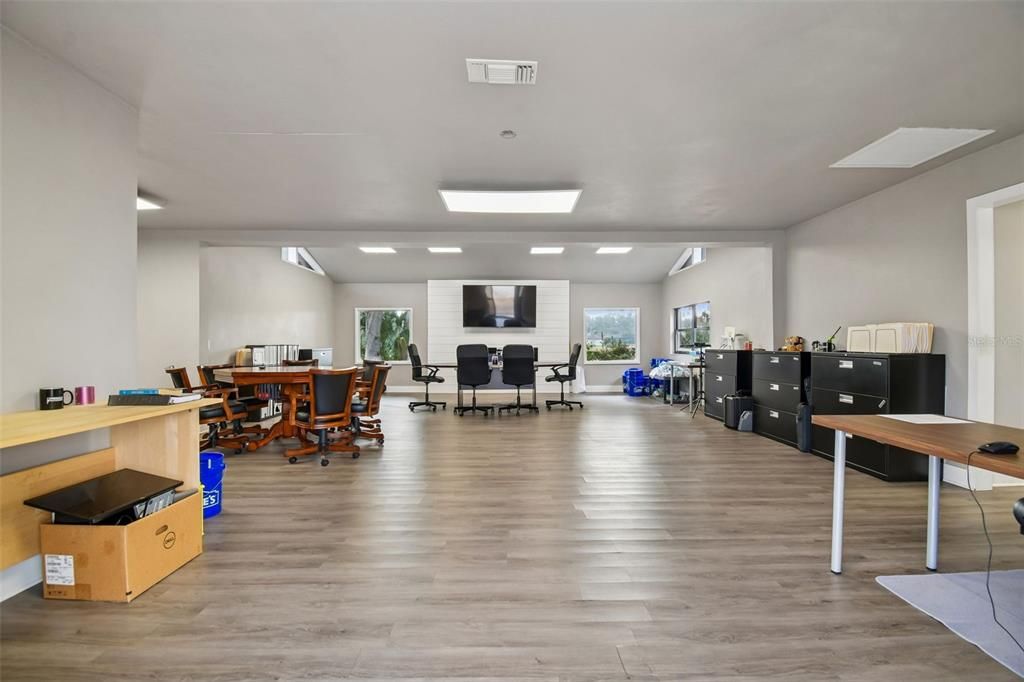For Sale: $487,000 (2 beds, 2 baths, 1765 Square Feet)