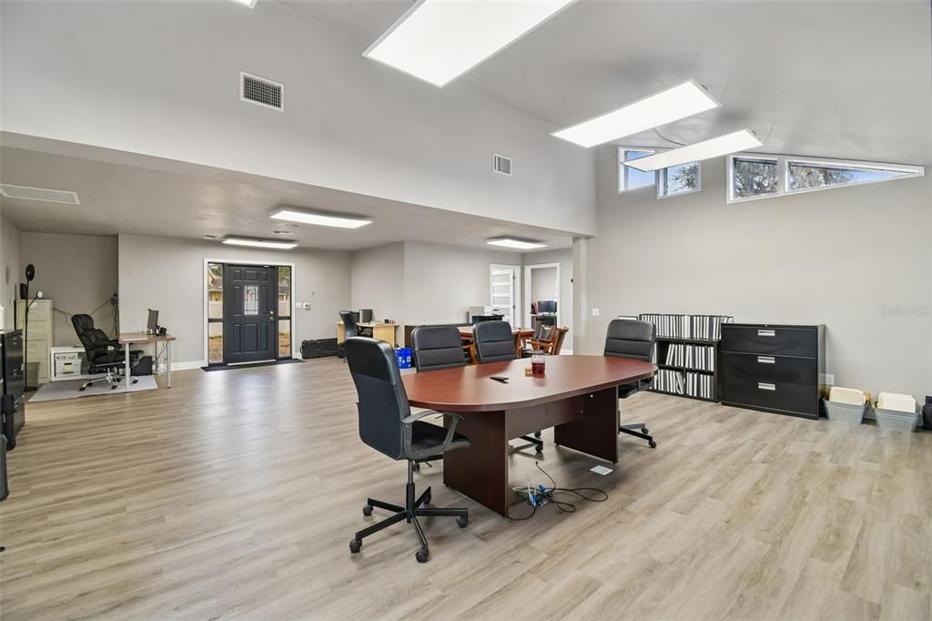 For Sale: $487,000 (2 beds, 2 baths, 1765 Square Feet)