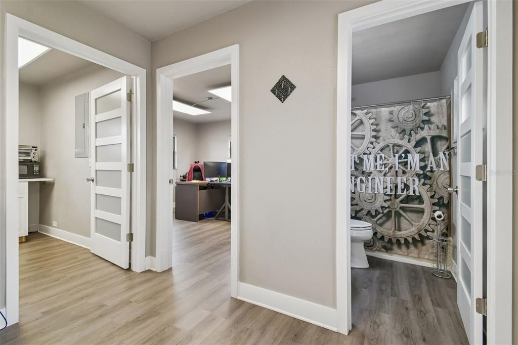 For Sale: $487,000 (2 beds, 2 baths, 1765 Square Feet)