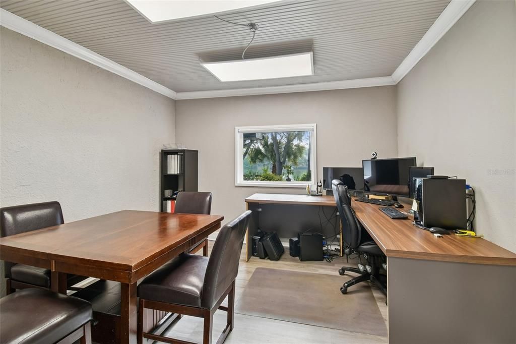 For Sale: $487,000 (2 beds, 2 baths, 1765 Square Feet)